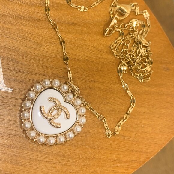 Gucci Necklace - Picture 4 of 10